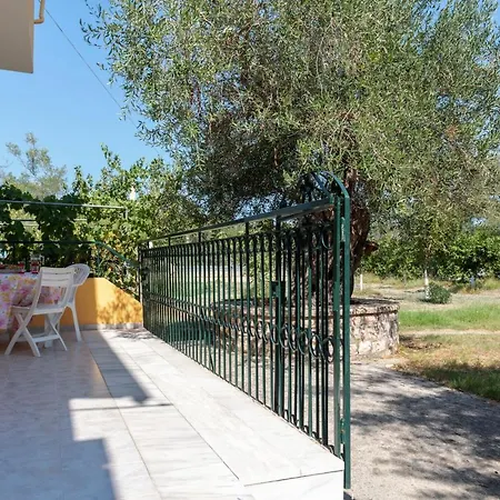 Olive Garden Apartments Corfu