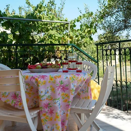 Olive Garden Apartments Corfu * Kávosz